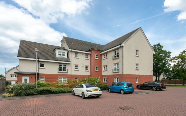 Elms Way - Donnini Apartments