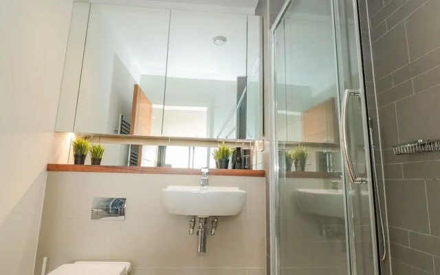 18 Abbey Sands