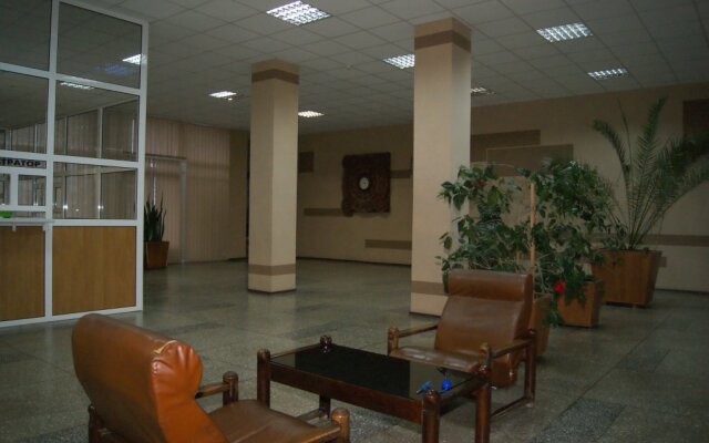 Mayak Hotel Donetsk