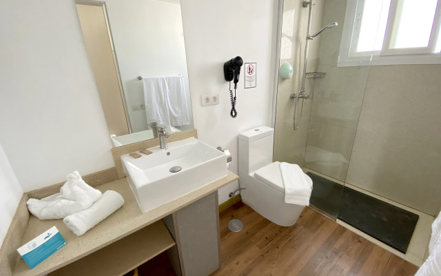 Отель Plaza Palmeras