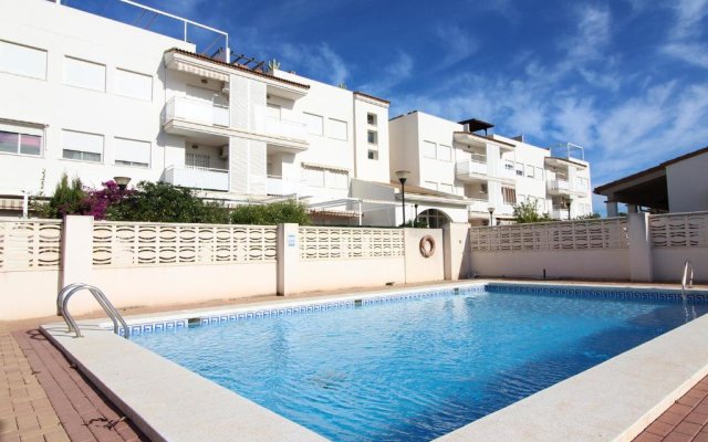 Global Properties, Apartamento en Marjal de Corinto con Piscina