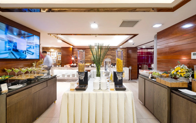 Winsuites Sai Gon Hotel