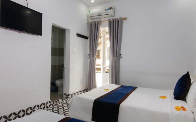 Hanoi Boutique House – Guest Rooms – Hanoi