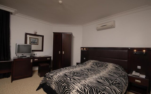 Grand Saatcioglu Otel