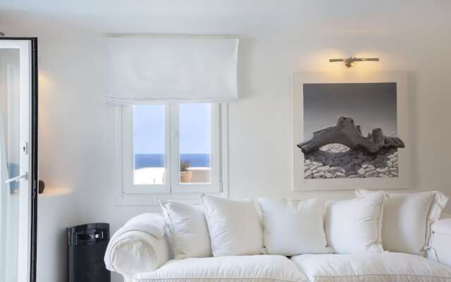 Villa Aerie - Sweeping Sea Views, Eclectic Style by Villarentalsgr