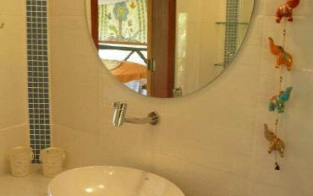 Shanti House Apart