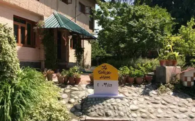 The Cottage Nigeen