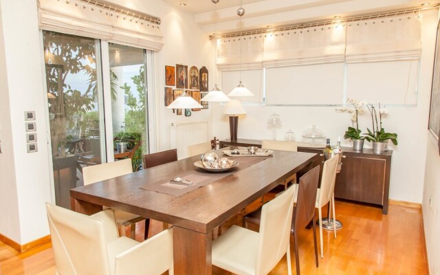 Beautiful apartment at Glyfada-Athens