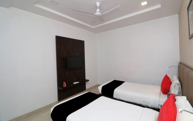 Capital O 23469 Hotel Ss Grandeur