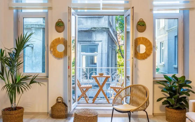 Exceptional Flat Near Metro and Galata