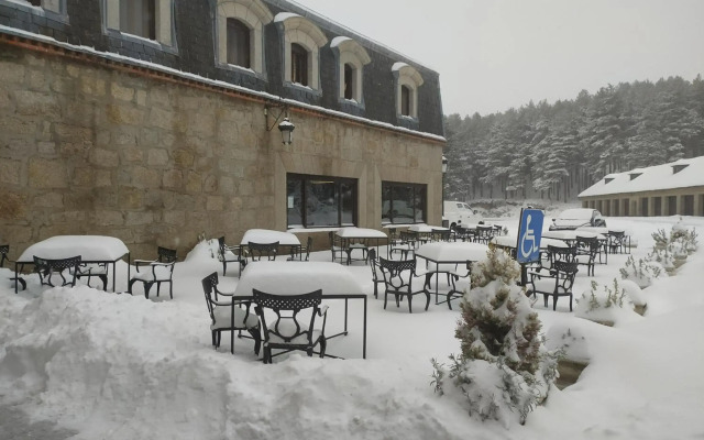 Parador De Gredos