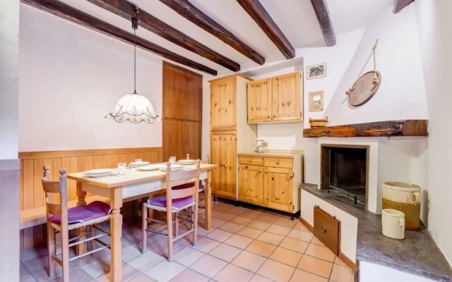 Large and Comfortable 6 Guests Flat in Trastevere