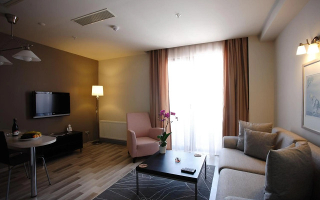 Home Stay Home Sisli