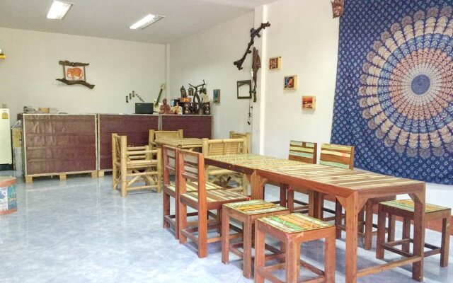 Domingo Hostel Phangan