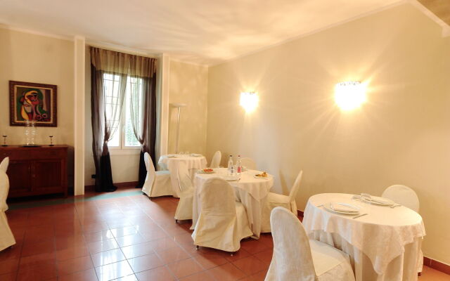 Rechigi Park Hotel