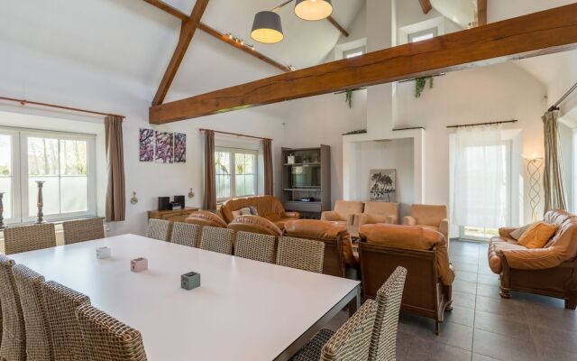Rural Villa, 4 Kilometres From the Beach