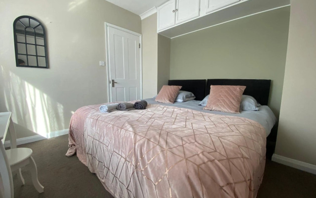 12 Harlesden Road close to ExCel