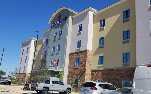 Candlewood Suites Plano North by IHG