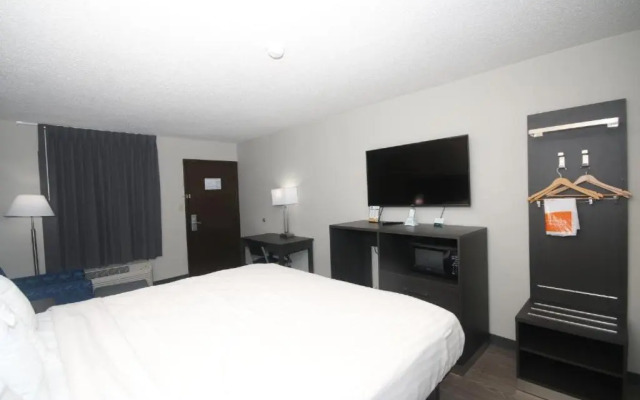 Clarion Pointe Statesville