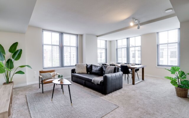 Fantastic 1 Bedroom Condo at Arlington