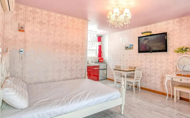 Youngheungdo Roma Spa Pension