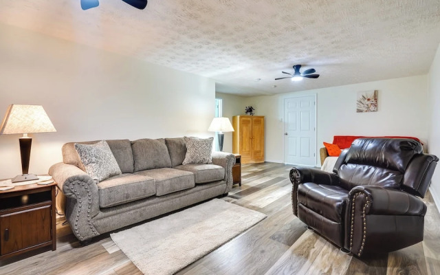 Pet-friendly Zanesville Haven w/ Game Room!
