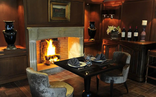 Le Domaine Chateau du Faucon