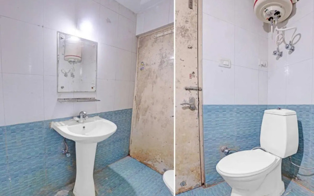OYO 84081 Hotel Suhani Katra
