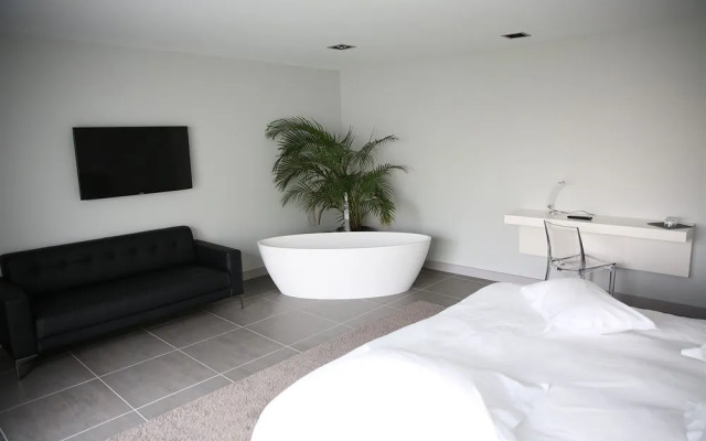 Villa Choriekin Lafitenia Resort