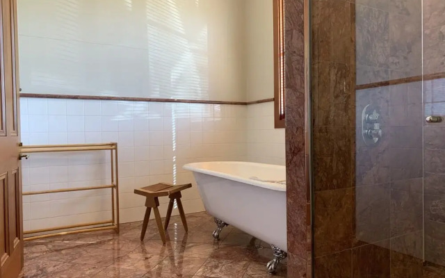 Yarrabandai Creek Homestead