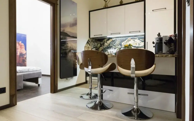 Quiet&High Class apts Jablonowskich St.