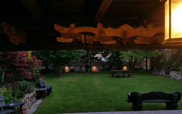 Posada Mies de Villa