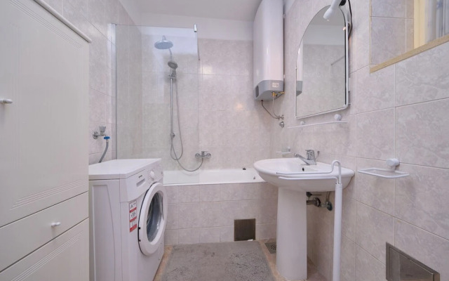 Bacci Central 2-Bedroom Apartment