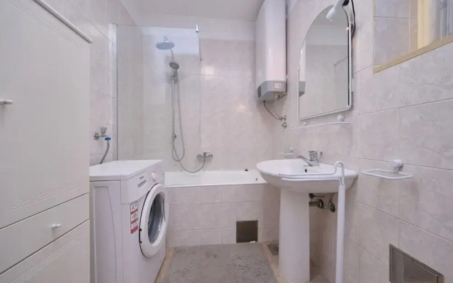 Bacci Central 2-Bedroom Apartment
