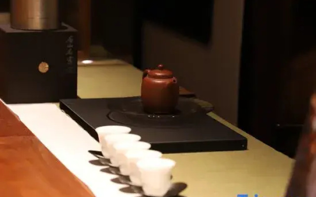 Jiuzhou Tongqu Hotel