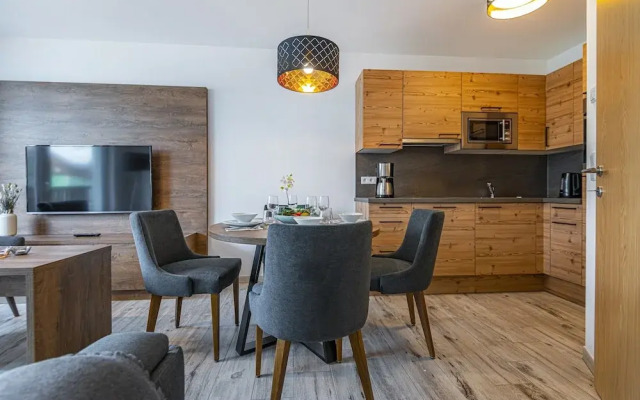 Apartment Near Schlossalmbahn I Lift