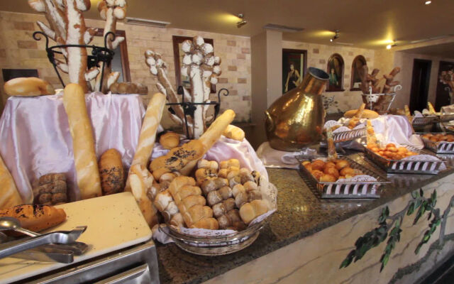 Sunny Days El Palacio Resort & Spa