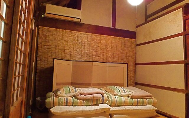 Kominka Sharehouse Hooju - Hostel