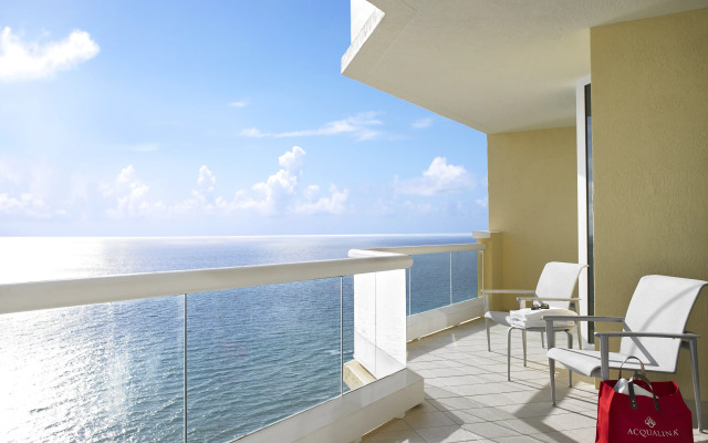 Acqualina Resort & Residences On The Beach