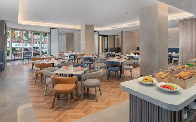 Holiday Inn Express Qingdao Shibei by IHG