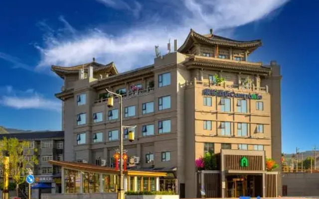 Campanile Hotel (Xi'an Lintong Terracotta Warriors and Horses West Garden Metro Station)