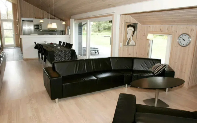 10 Person Holiday Home in Aakirkeby