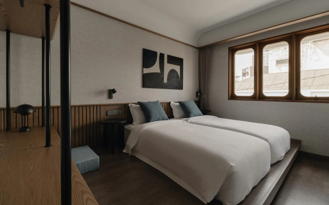 Maison Wilhelmina – Guest Rooms – Bandung