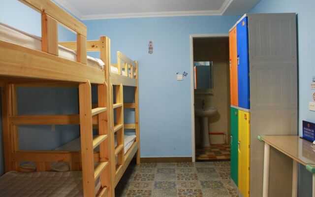 Heyuan International Youth Hostel