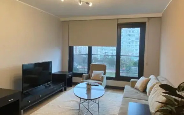 Luxury Central Fully Equipped 2BR 2BA Apartment by Siena Suites