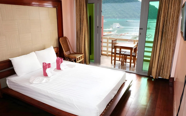 El Nido Beach Hotel