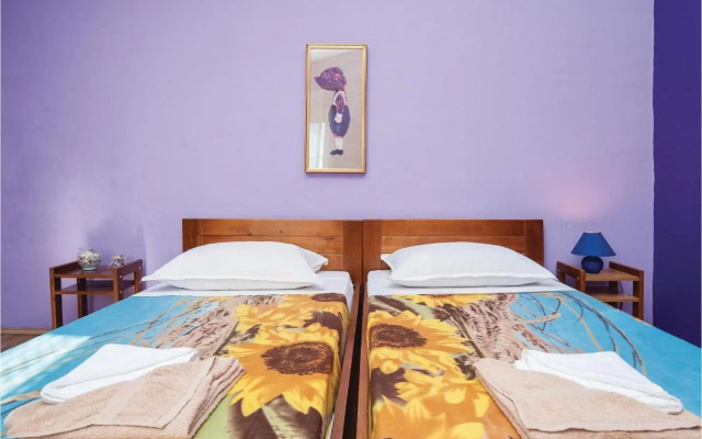 One-Bedroom Apartment in Pakostane