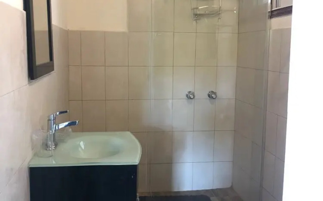 Chez Max, Cadras Haiti