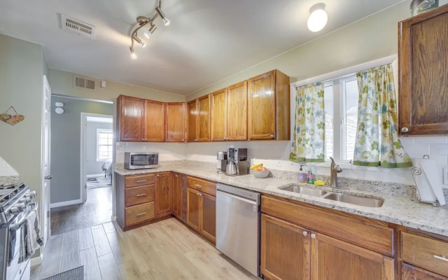 Tulsa Home w/ Yard: 5 Mi to Downtown!