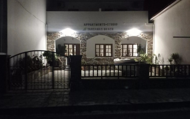 Tarsanas Apartments